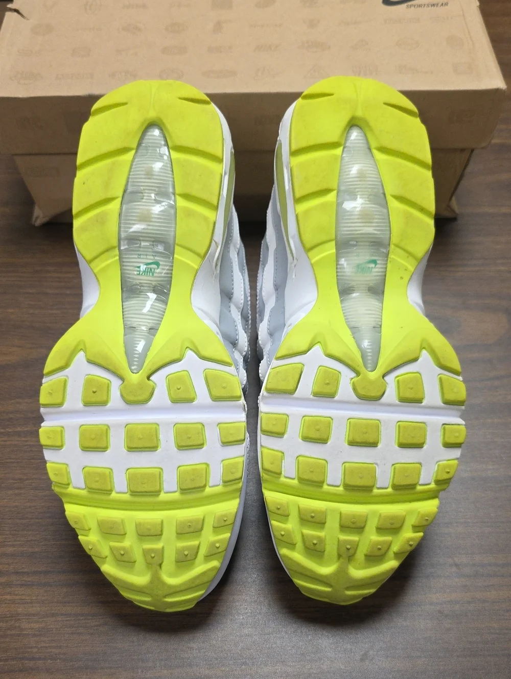 Nike Air Max 95 White Gray Volt 609048-138 Men's 9